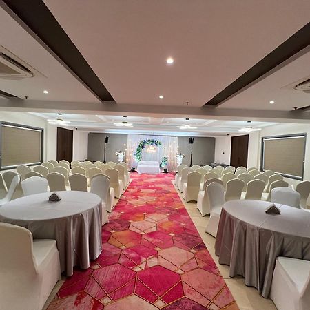 Raga - A Boutique Hotel Belgaum Exterior photo