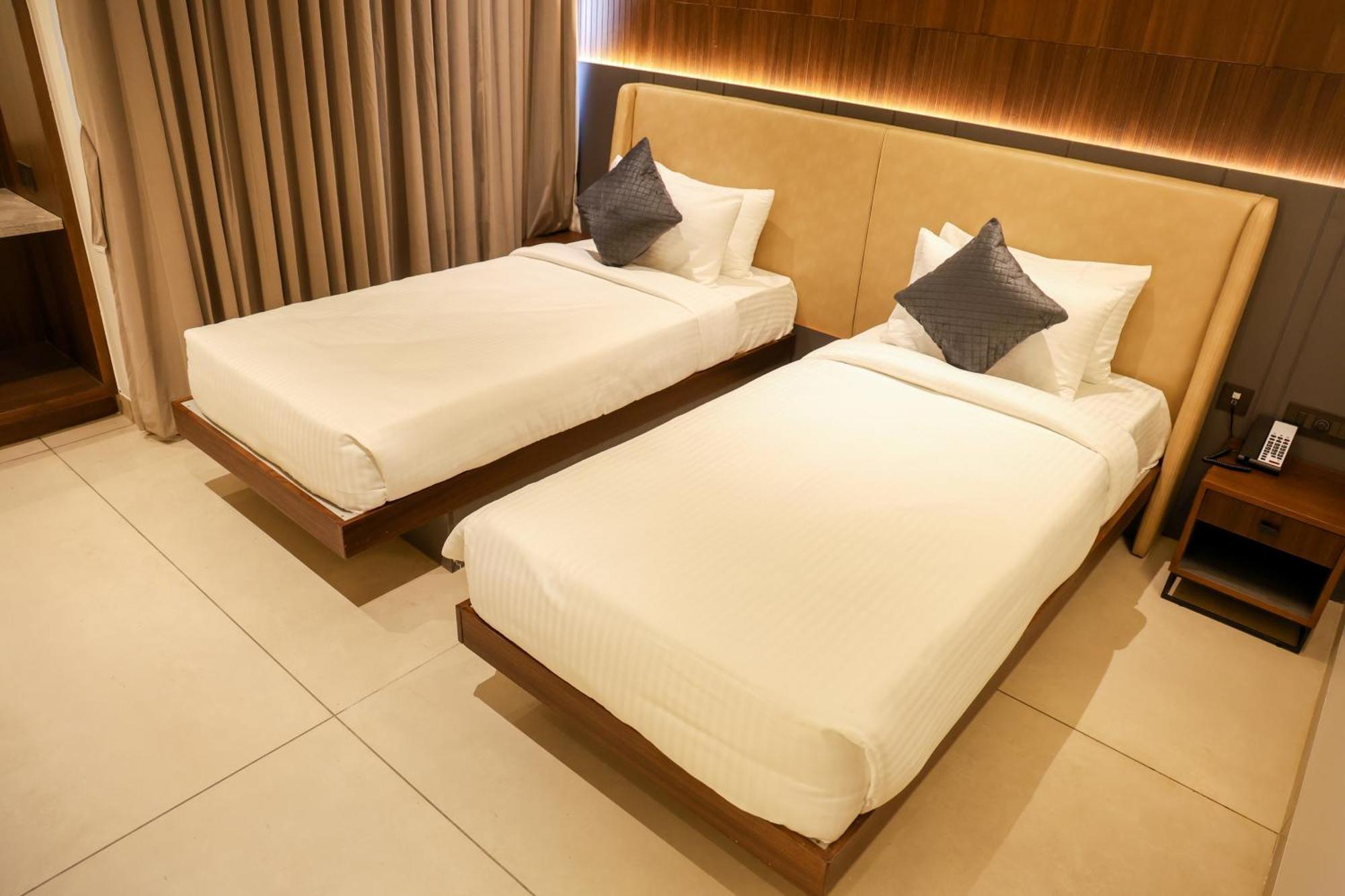 Raga - A Boutique Hotel Belgaum Exterior photo