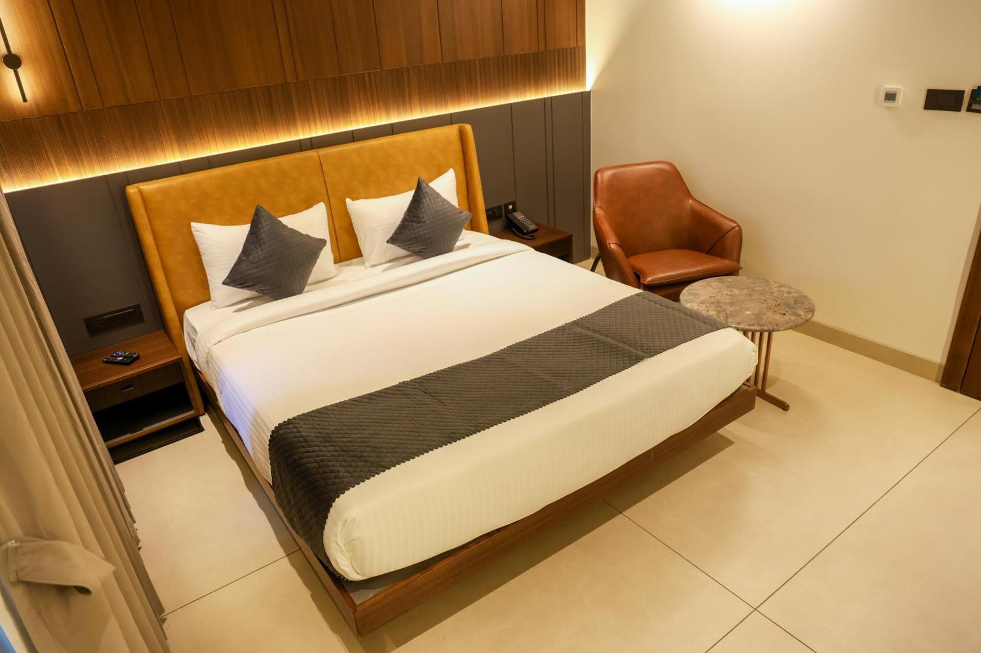 Raga - A Boutique Hotel Belgaum Exterior photo